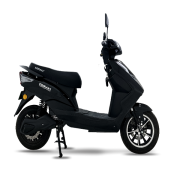 Komaki LY Premium Electric Scooter Jet Black 1/1