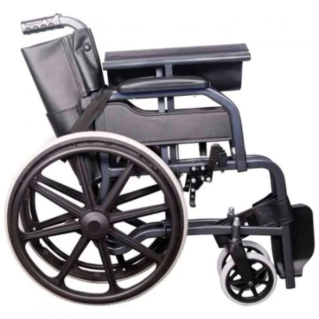 Karma Champion 200 Mag - Diamond Black DC Wheelchair